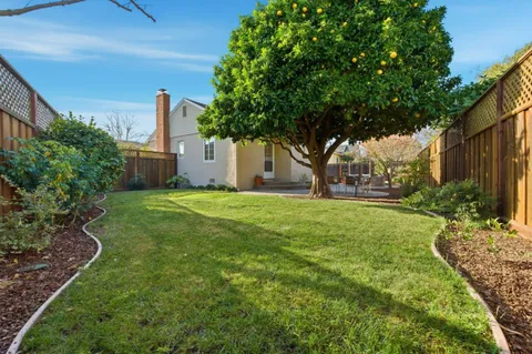 $1,495,000 | 957 East Grant Place, San Mateo, CA 94402