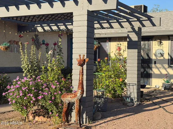 $300,000 | 11619 North 92nd Drive, Peoria, AZ 85345