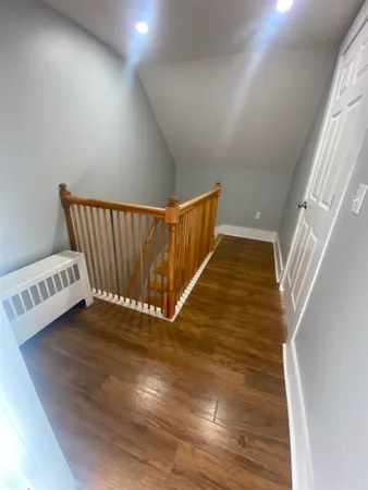 $2,650 | 27 Elm Street, Unit B, Newmarket, NH 03857