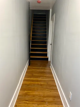 $2,650 | 27 Elm Street, Unit B, Newmarket, NH 03857