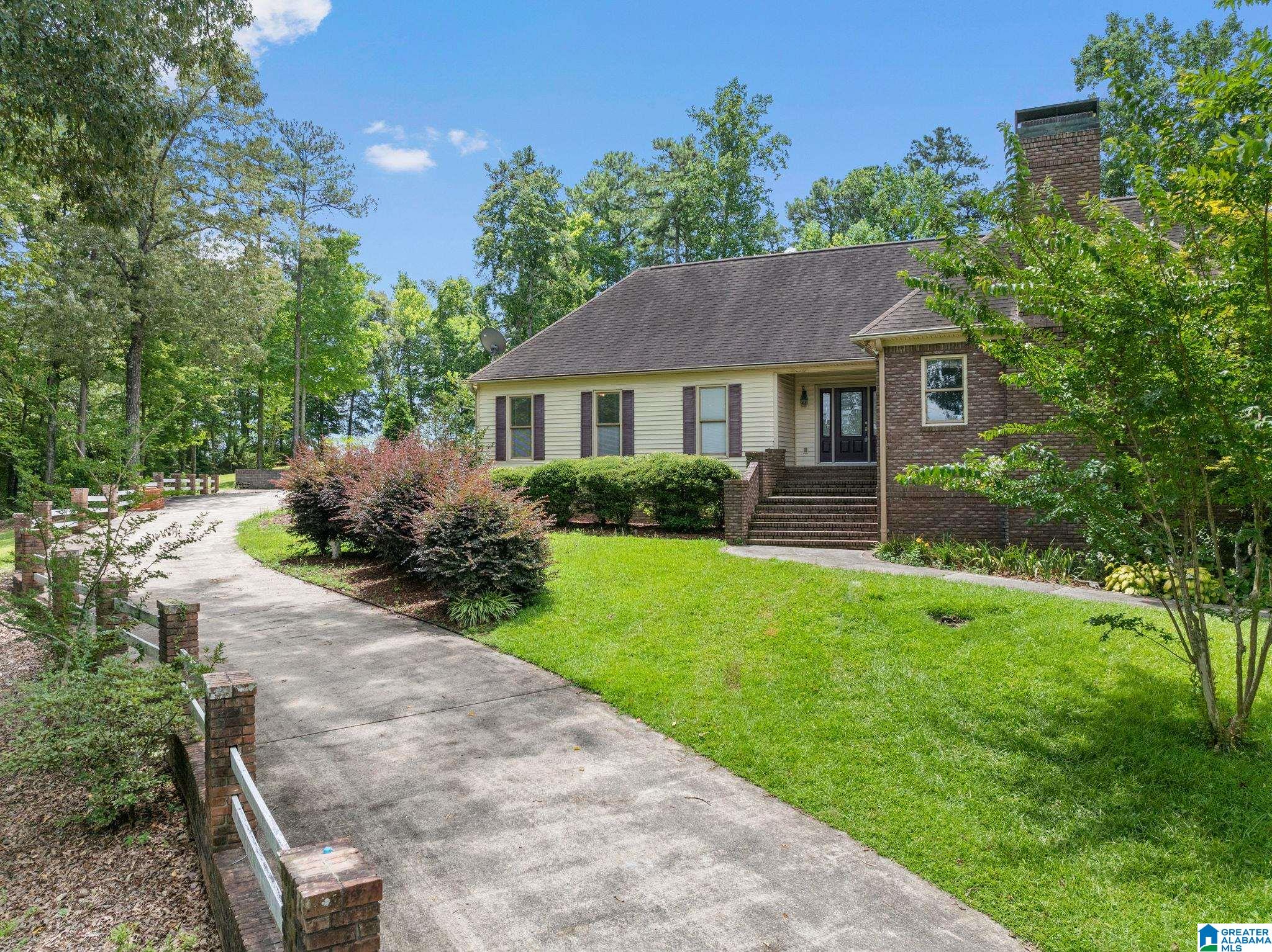4184 Graves Gap Road Hayden, AL 35079 - Photo 2 of 48