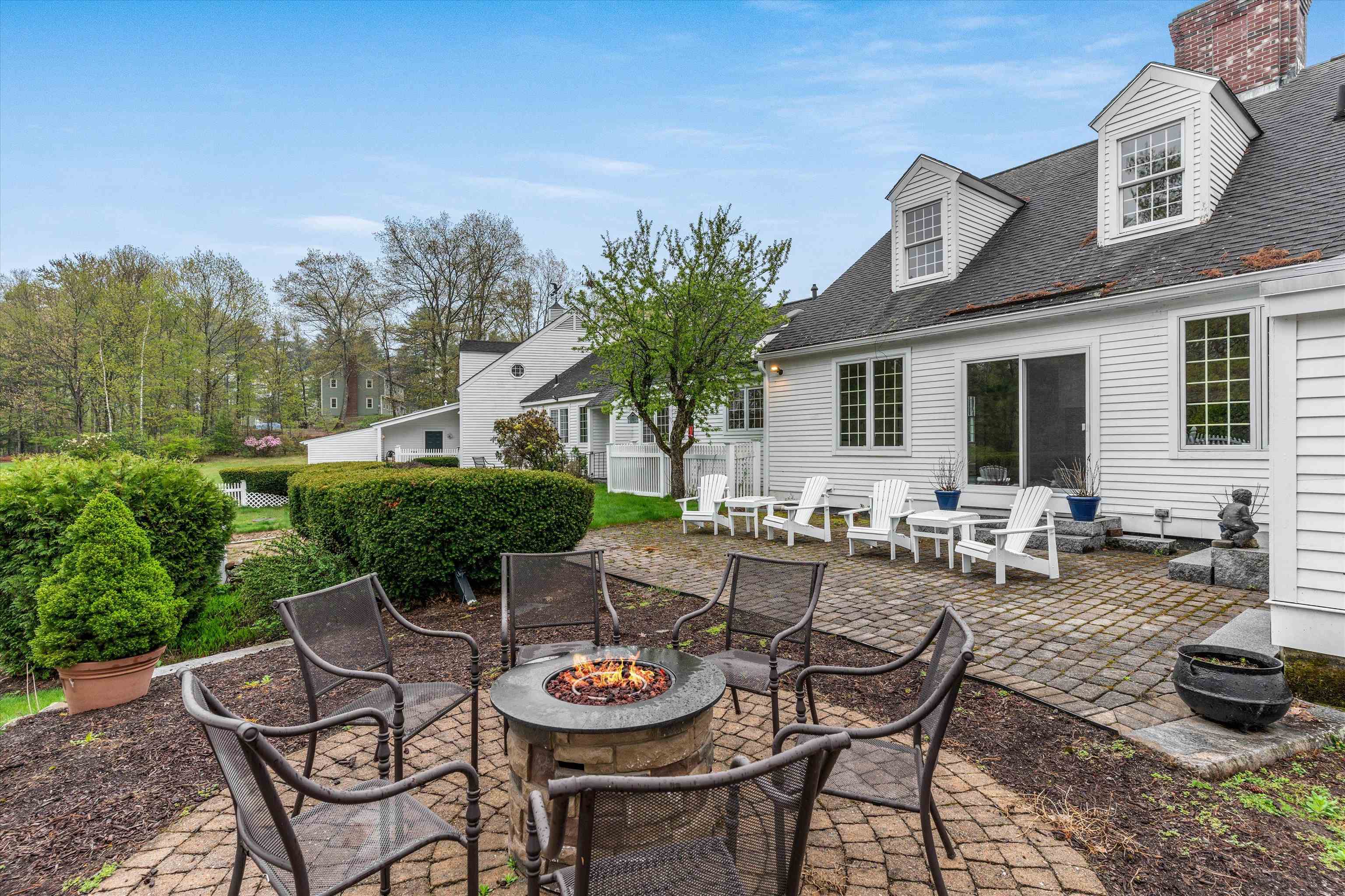 19 Pinnacle Road Amherst, NH 03031 - Photo 45 of 53