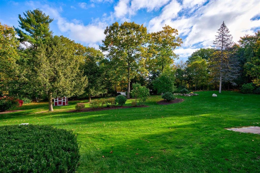 19 Pinnacle Road Amherst, NH 03031 - Photo 48 of 53