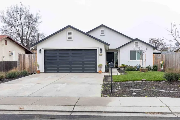 $446,000 | 928 Alamo Avenue, Modesto, CA 95351