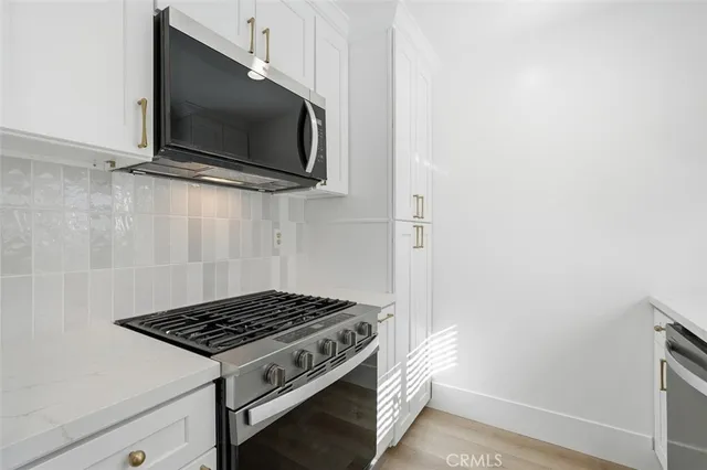 $4,800 | 1741 Tustin Avenue, Unit 15D, Costa Mesa, CA 92627