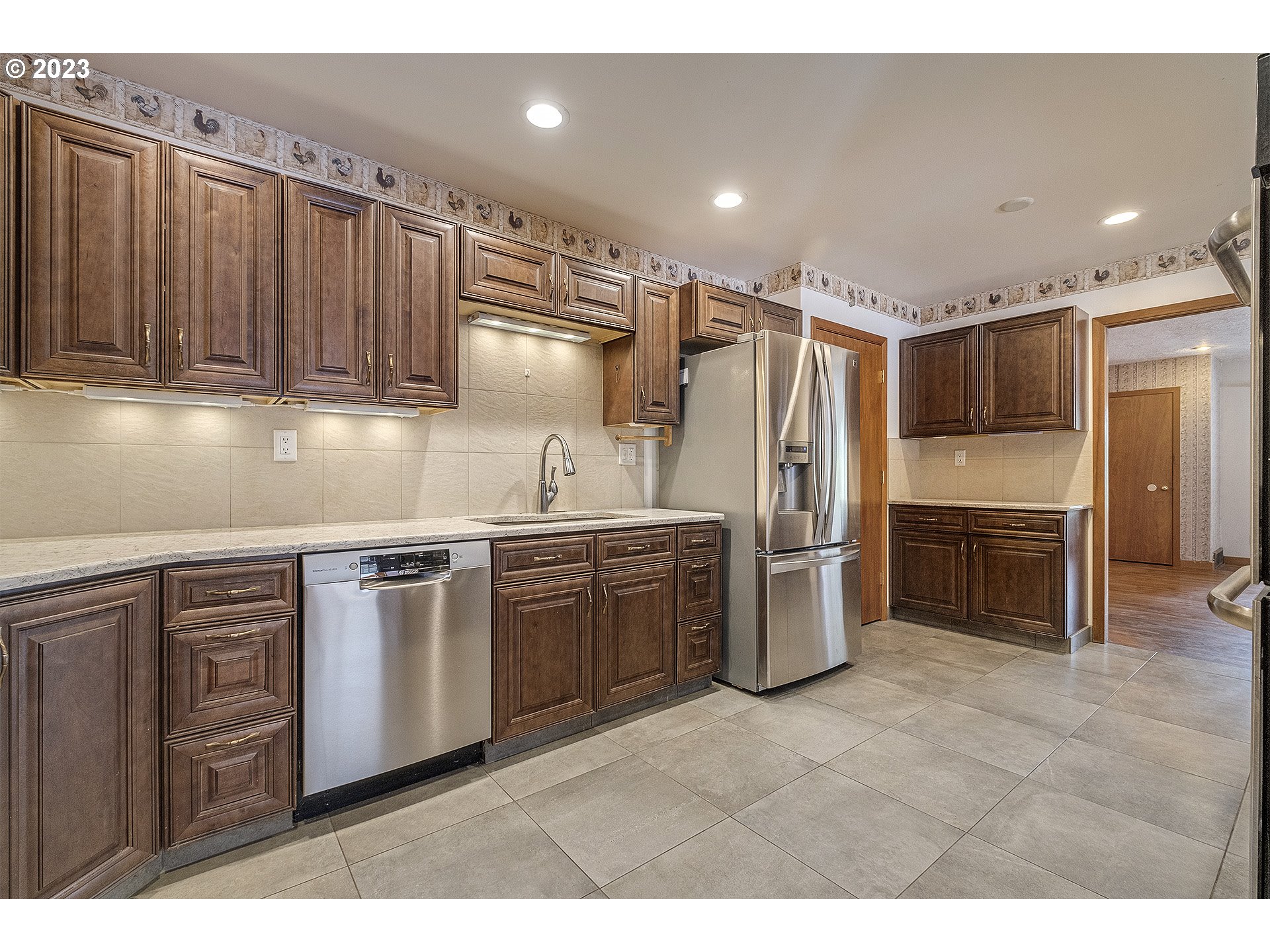 45232 Southeast Paha Loop Drive Sandy, OR 97055 - Photo 11 of 32 Gallery Image 11