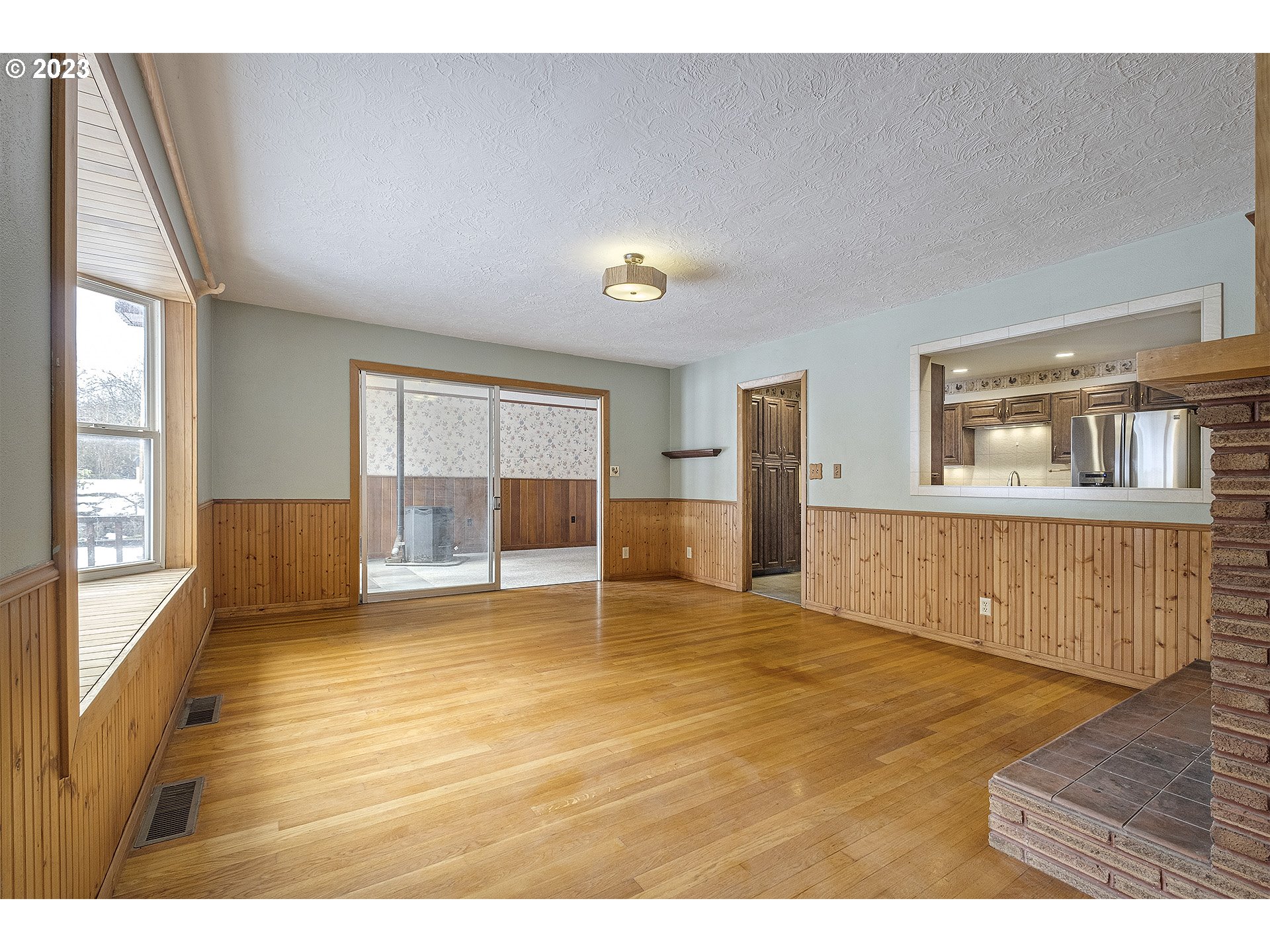 45232 Southeast Paha Loop Drive Sandy, OR 97055 - Photo 10 of 32 Gallery Image 10