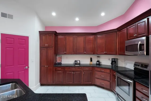 $3,500 | 10944 East Becker Lane, Scottsdale, AZ 85259