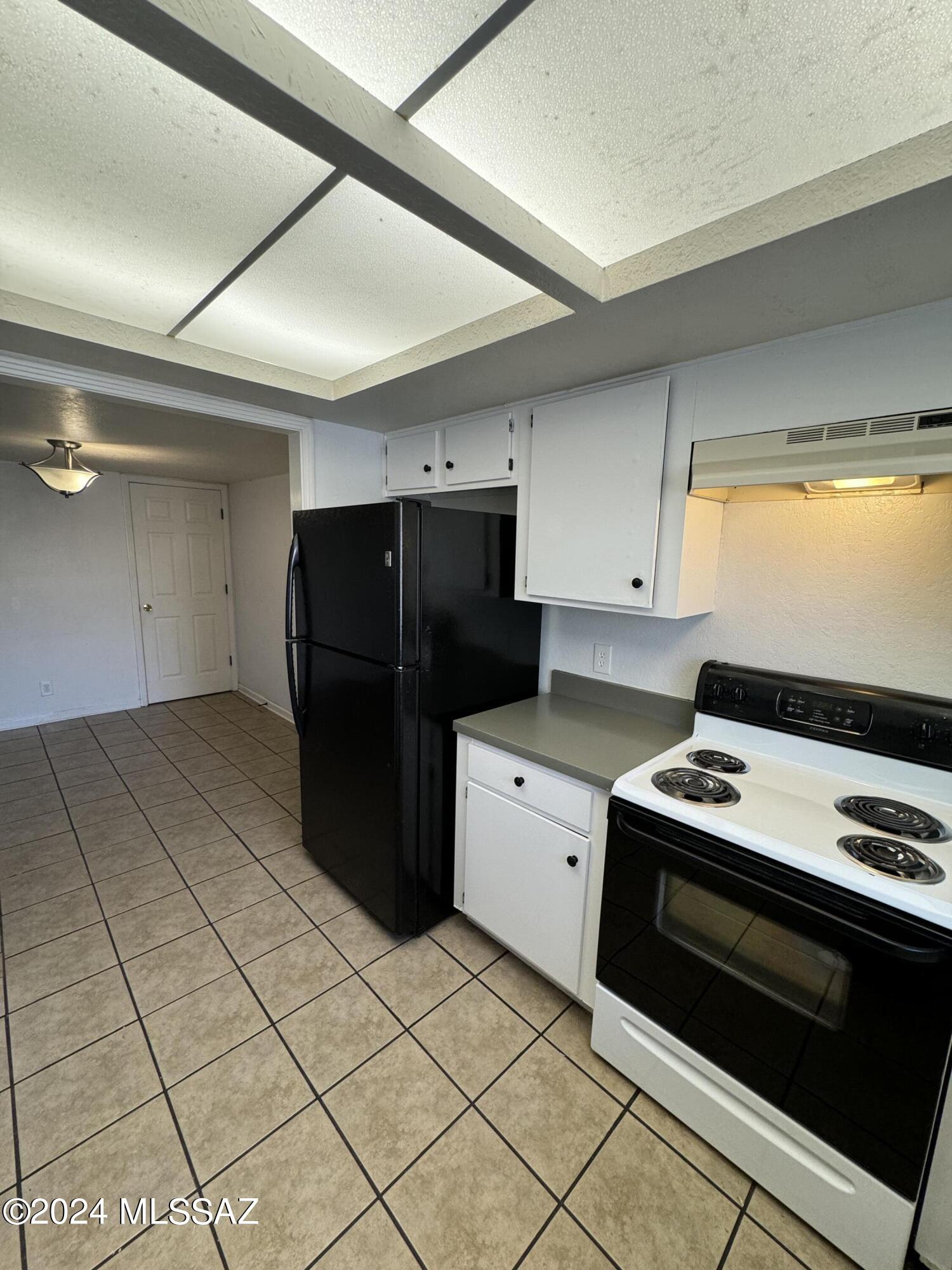 1505 East Prince Road, Unit B Tucson, AZ 85719 - Photo 11 of 37