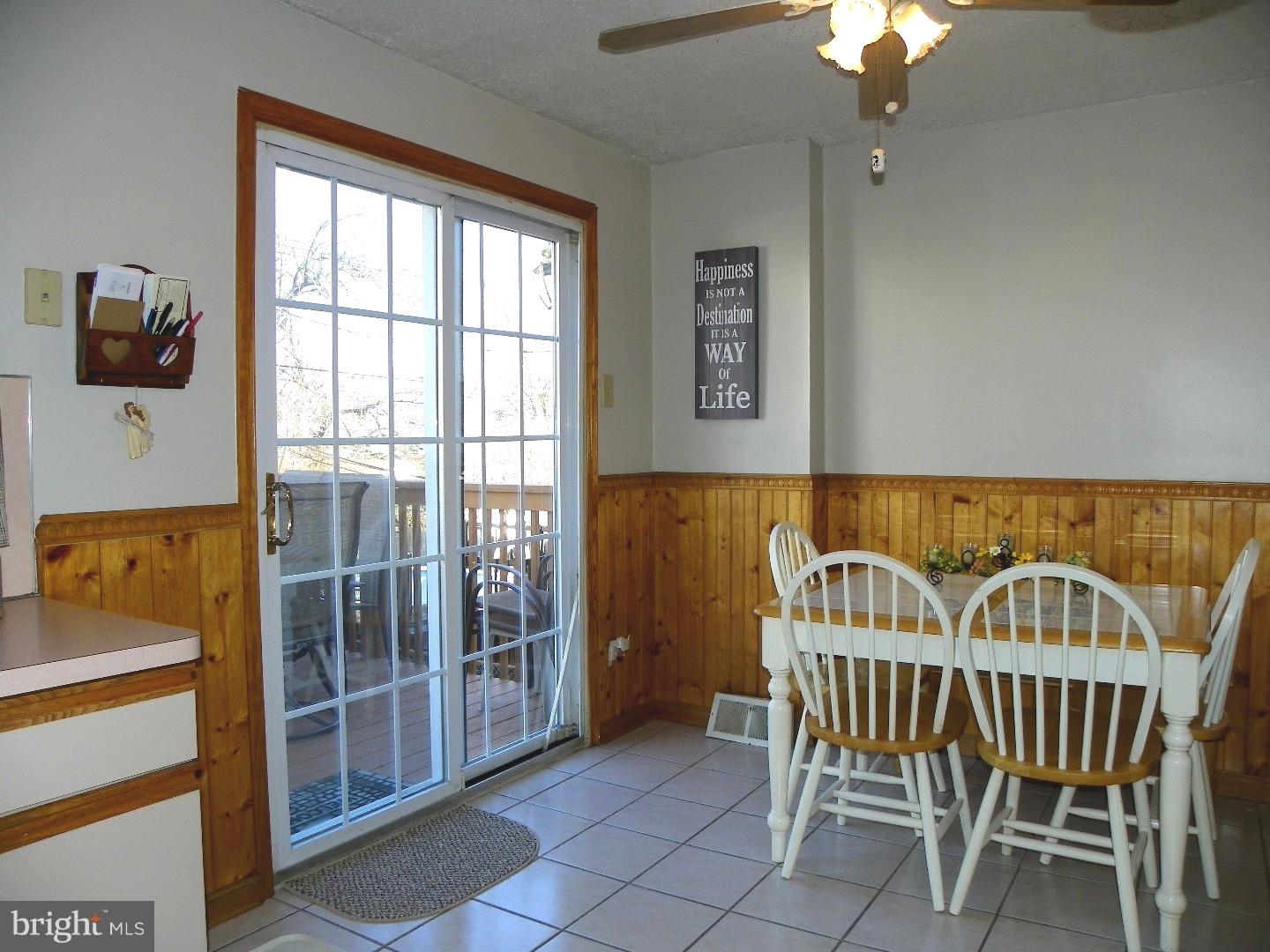 3207 Morning Glory Road Philadelphia, PA 19154 - Photo 10 of 25