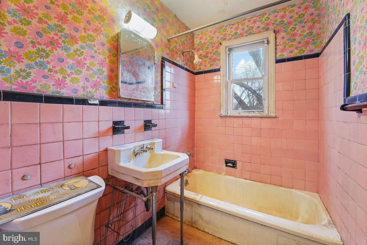 309 West Rose Valley Road Wallingford, PA 19086 - Photo 17 of 28