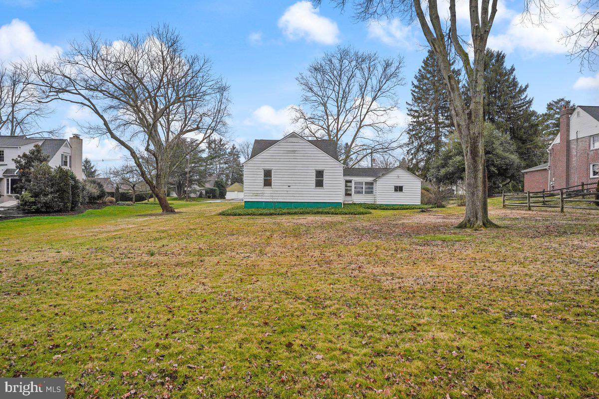 309 West Rose Valley Road Wallingford, PA 19086 - Photo 6 of 28