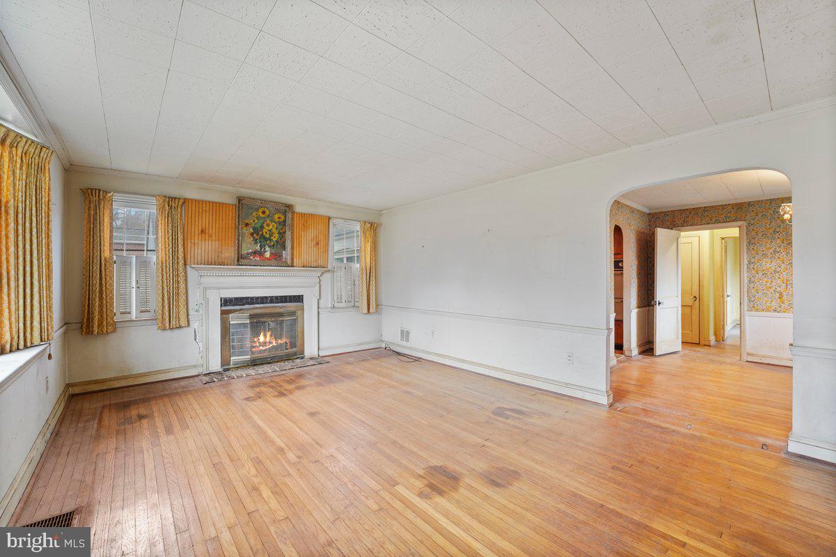 309 West Rose Valley Road Wallingford, PA 19086 - Photo 7 of 28