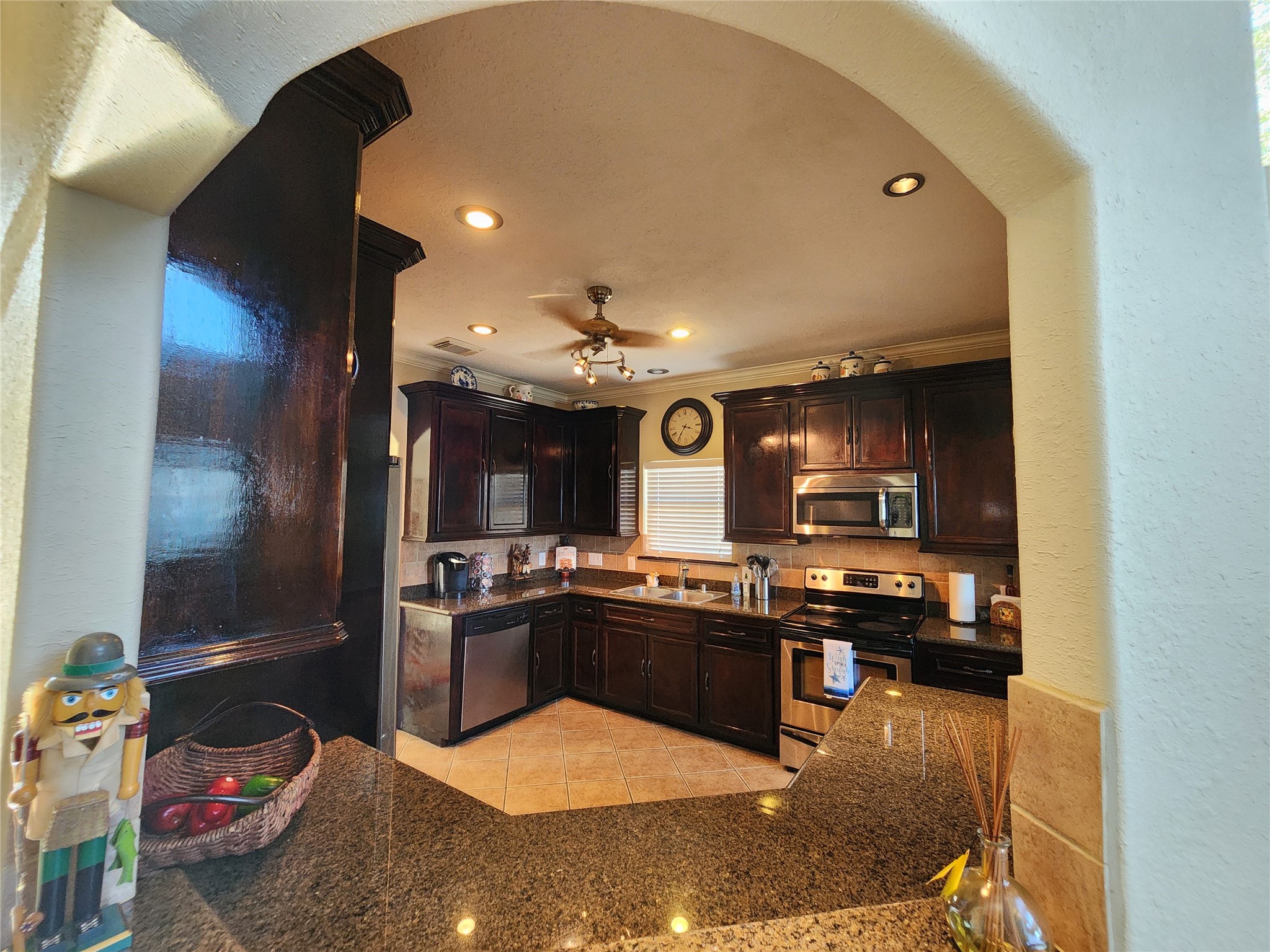 231 Key Largo Loop Point Blank, TX 77364 - Photo 18 of 42