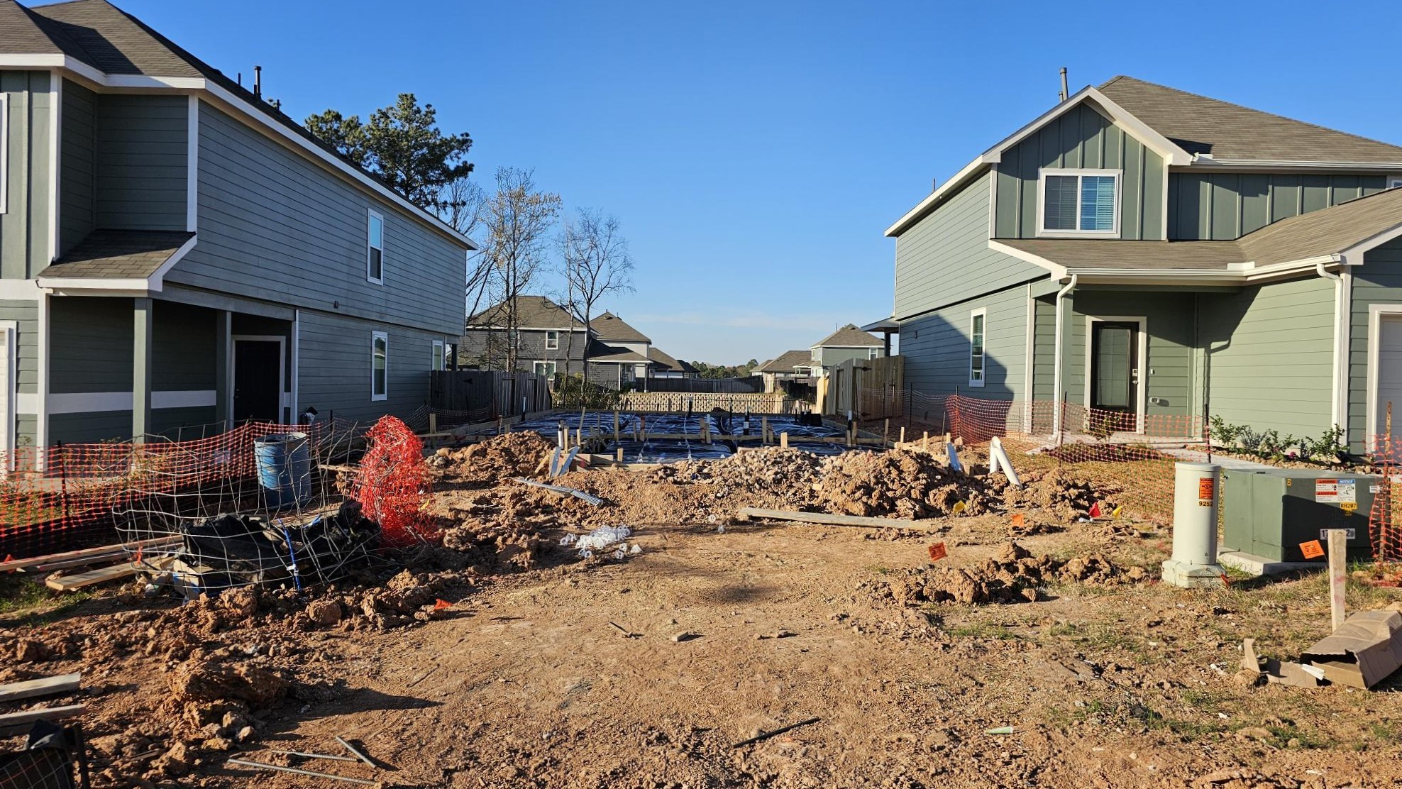 9262 Grace Rdg Drive Willis, TX 77318 - Photo 2 of 38 a front view of a house with a yard