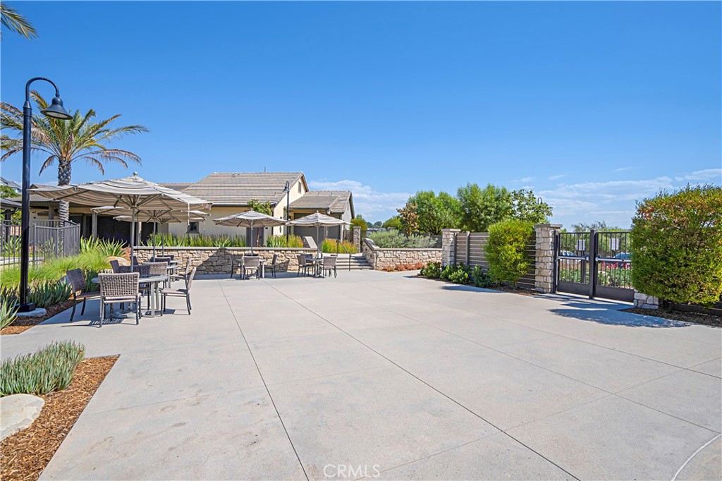 32063 Dayspring Way Temecula, CA 92591 - Photo 40 of 65 HOA