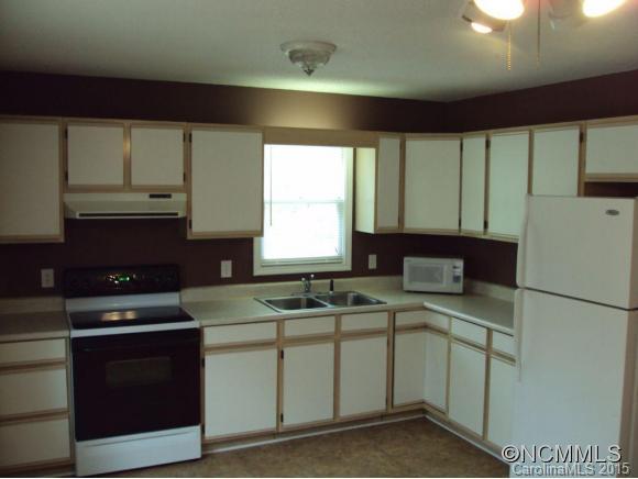 191 Old Settlement Road Sylva, NC 28779 - Photo 8 of 24 Gallery Image 8