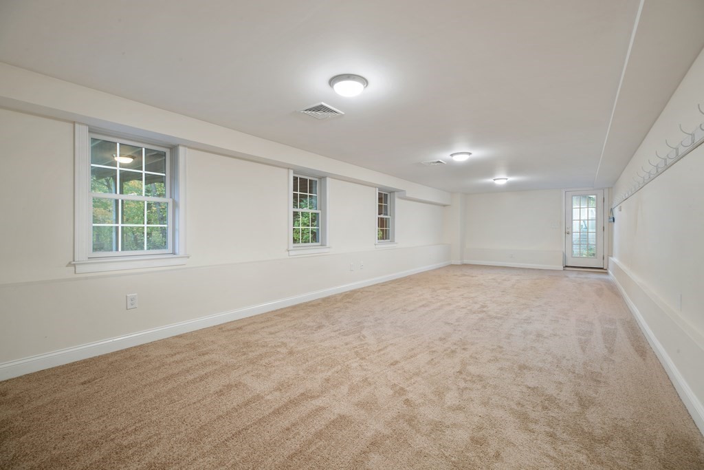 30 Wompatuck Road Hingham, MA 02043 - Photo 18 of 26 Gallery Image 18