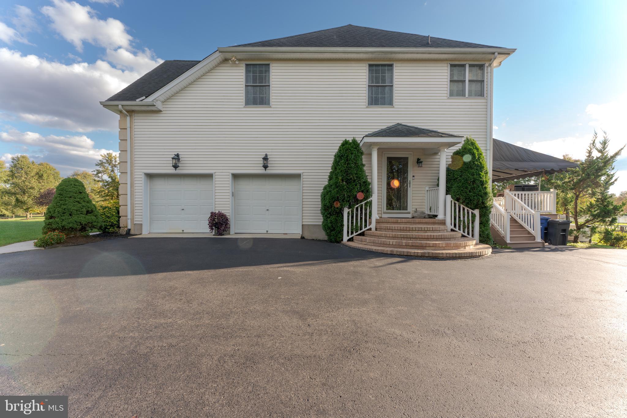 339 Red Lion Road Southampton, NJ 08088 - Photo 4 of 44 Gallery Image 4