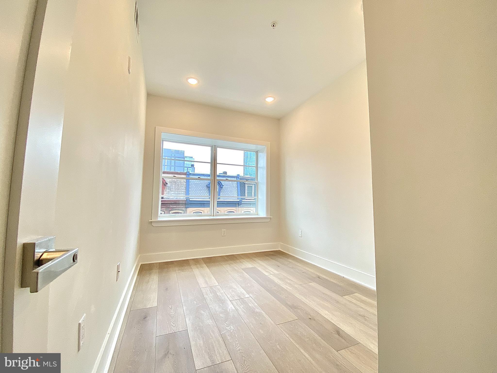 2216 Walnut Street, Unit 300 Philadelphia, PA 19103 - Photo 17 of 26