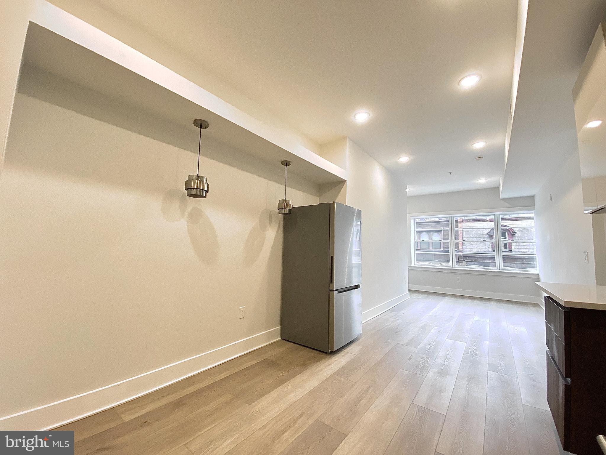 2216 Walnut Street, Unit 300 Philadelphia, PA 19103 - Photo 6 of 26