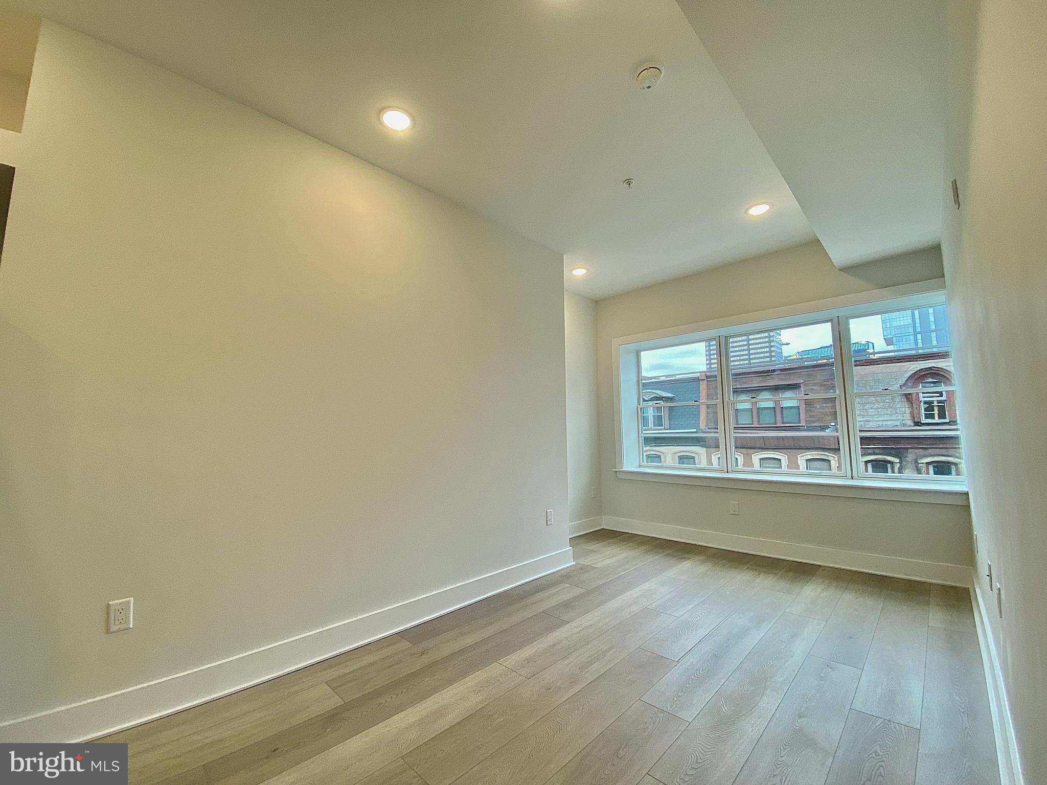 2216 Walnut Street, Unit 300 Philadelphia, PA 19103 - Photo 8 of 26