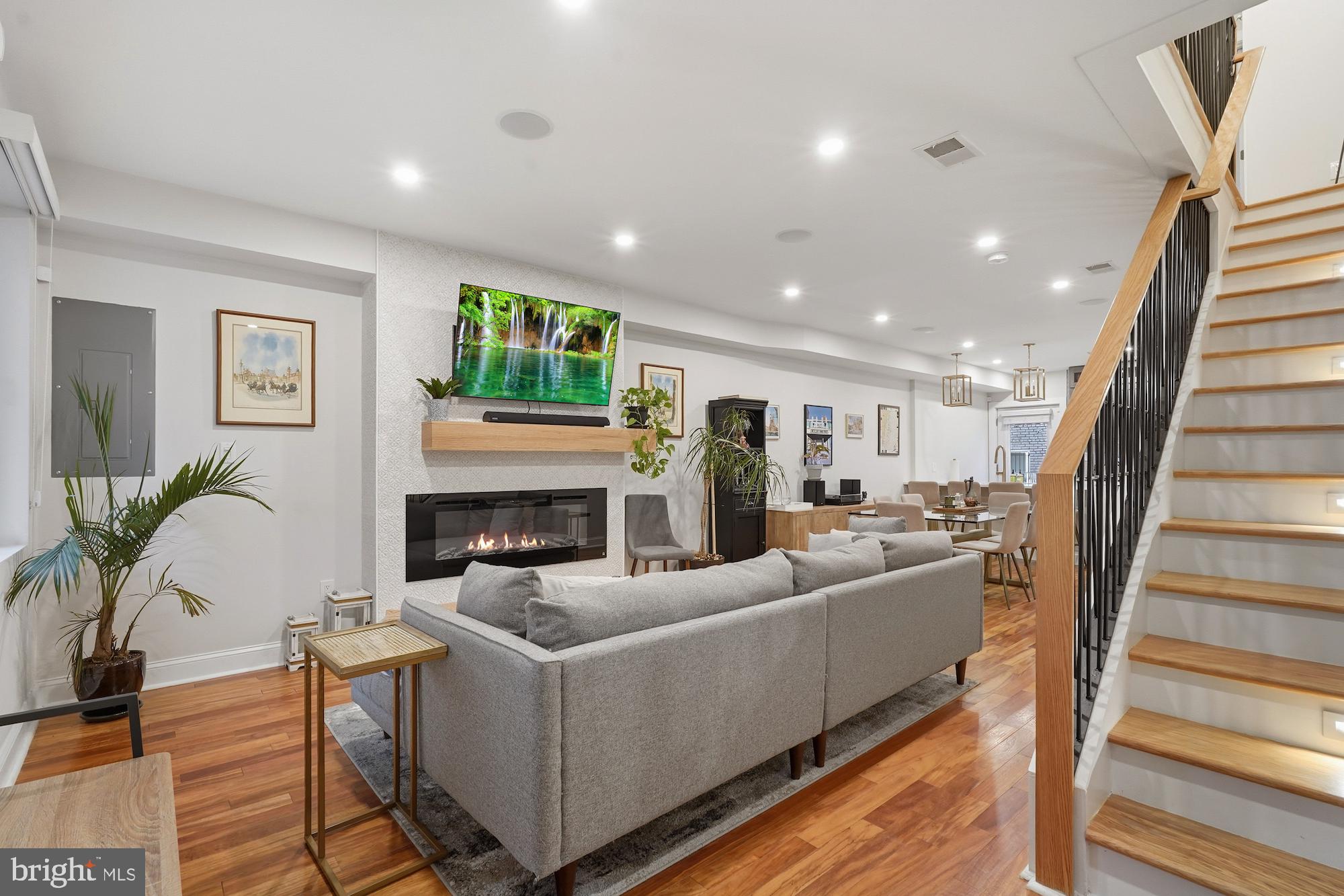 331 W Street Northeast Washington, DC 20002 - Photo 3 of 25