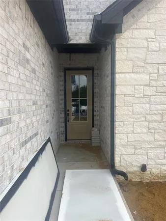 $373,920 | 508 La Paloma Circle, Gordonville, TX 76245