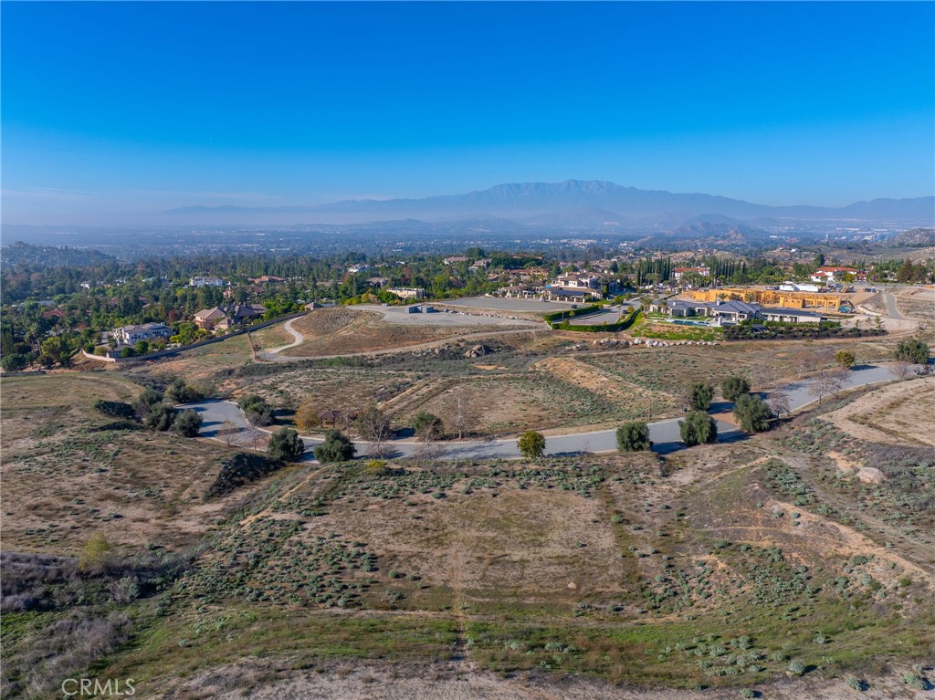 7478 Via Montecito Court Riverside, CA 92506 - Photo 7 of 12