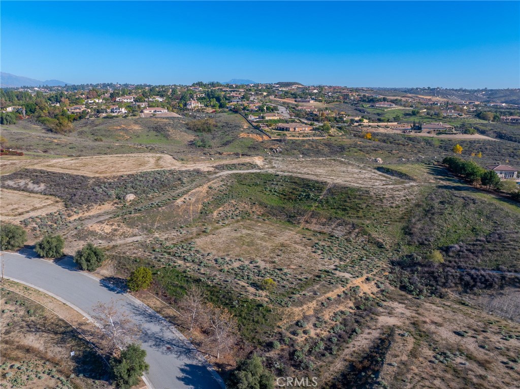 7478 Via Montecito Court Riverside, CA 92506 - Photo 9 of 12