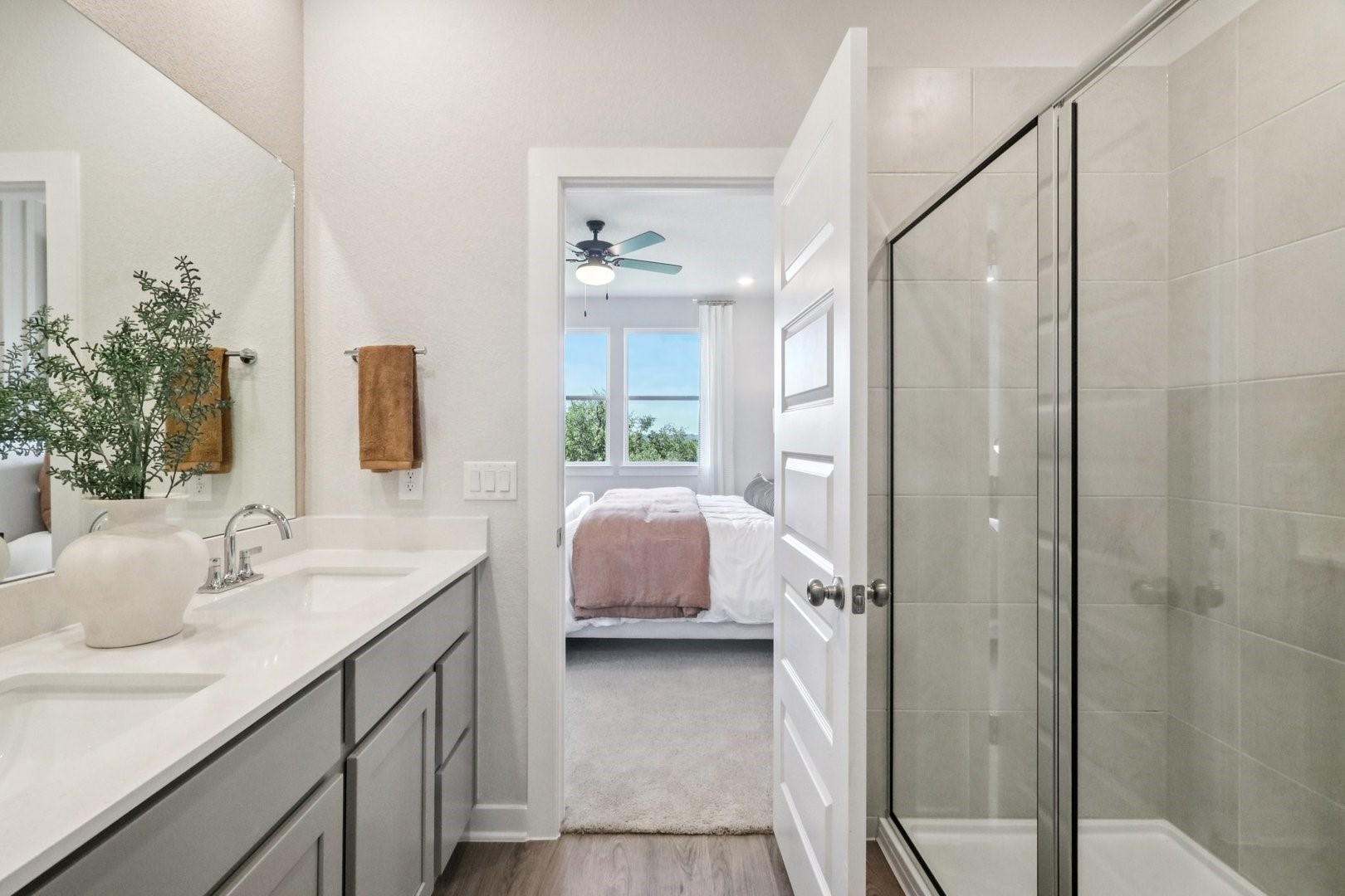 108 Hornet Street Elgin, TX 78621 - Photo 2 of 26