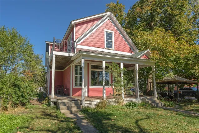 $385,000 | 1104 West Maxwell Avenue, Spokane, WA 99201