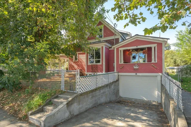 $385,000 | 1104 West Maxwell Avenue, Spokane, WA 99201