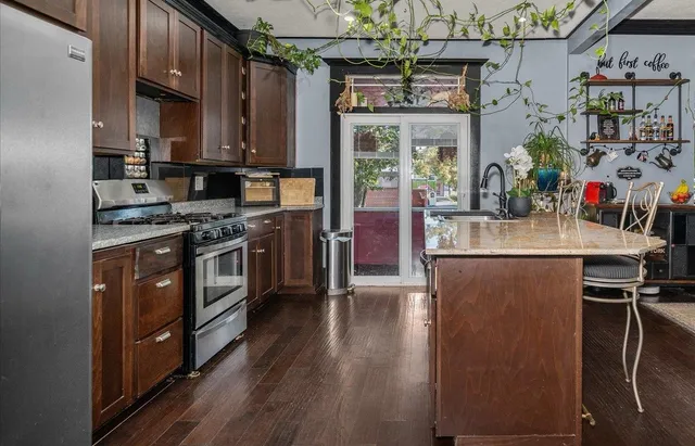 $385,000 | 1104 West Maxwell Avenue, Spokane, WA 99201