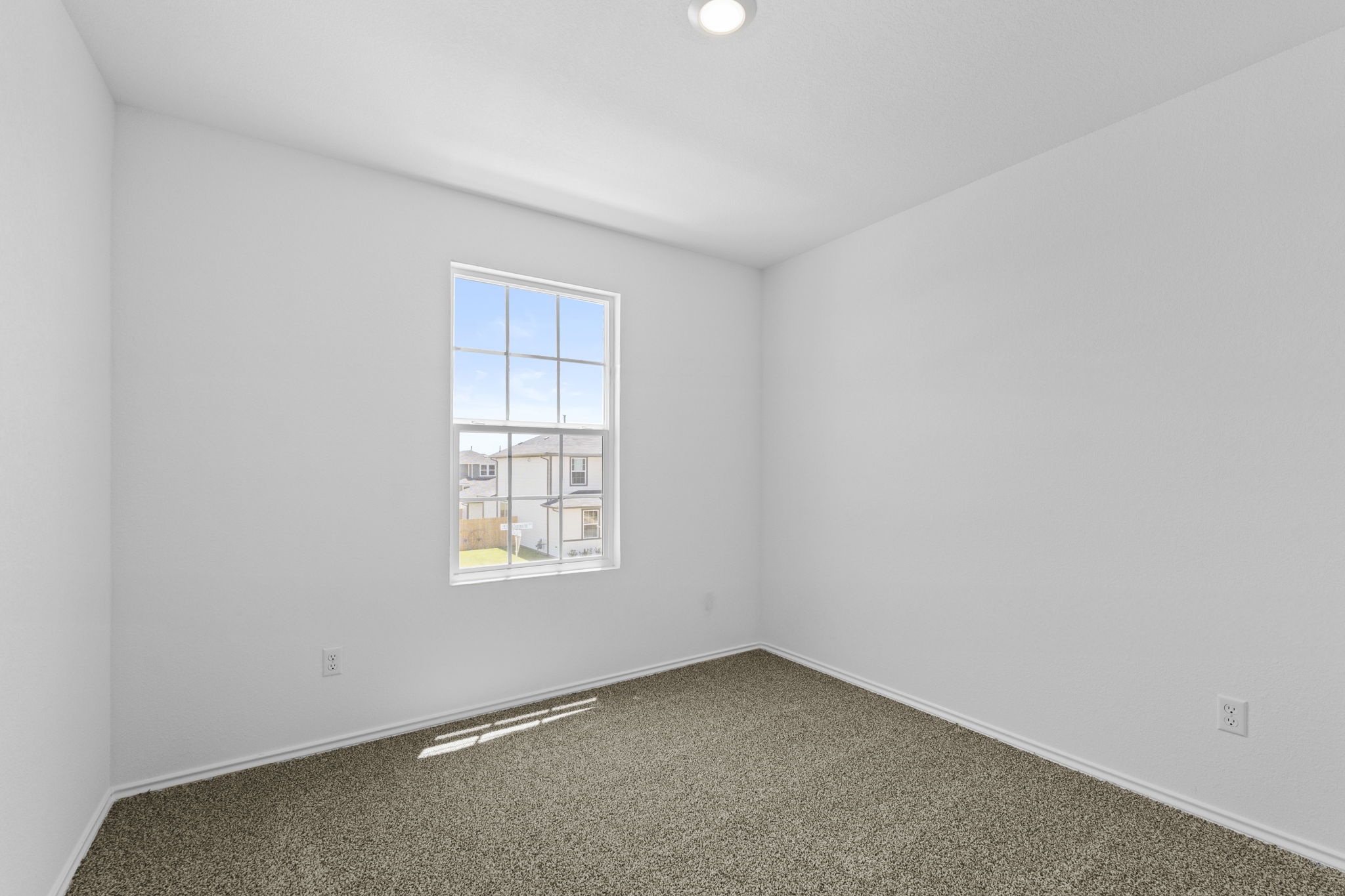 325 Santo Domingo Road Bastrop, TX 78602 - Photo 14 of 34