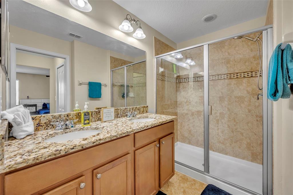 2829 Adelaide Court Orlando, FL 32824 - Photo 20 of 37