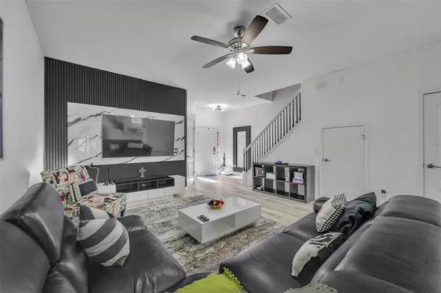 $335,000 | 2829 Adelaide Court, Orlando, FL 32824