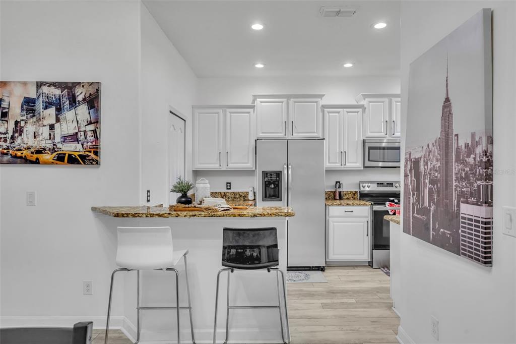 2829 Adelaide Court Orlando, FL 32824 - Photo 10 of 37