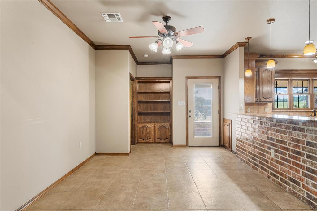 2436 Marable Street West, TX 76691 - Photo 15 of 35