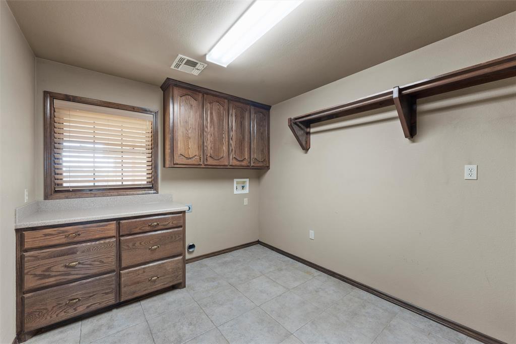 2436 Marable Street West, TX 76691 - Photo 21 of 35