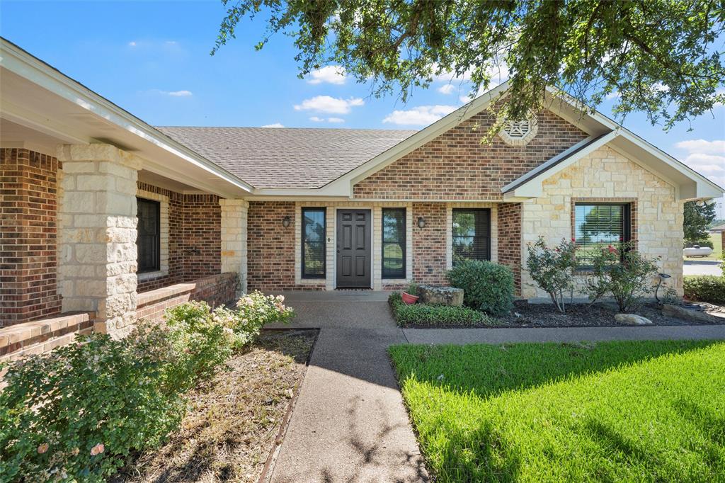 2436 Marable Street West, TX 76691 - Photo 3 of 35