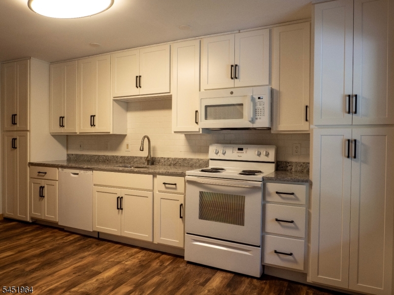 22 Hoffmans Crossing Road Califon, NJ 07830 - Photo 29 of 36 Gallery Image 29