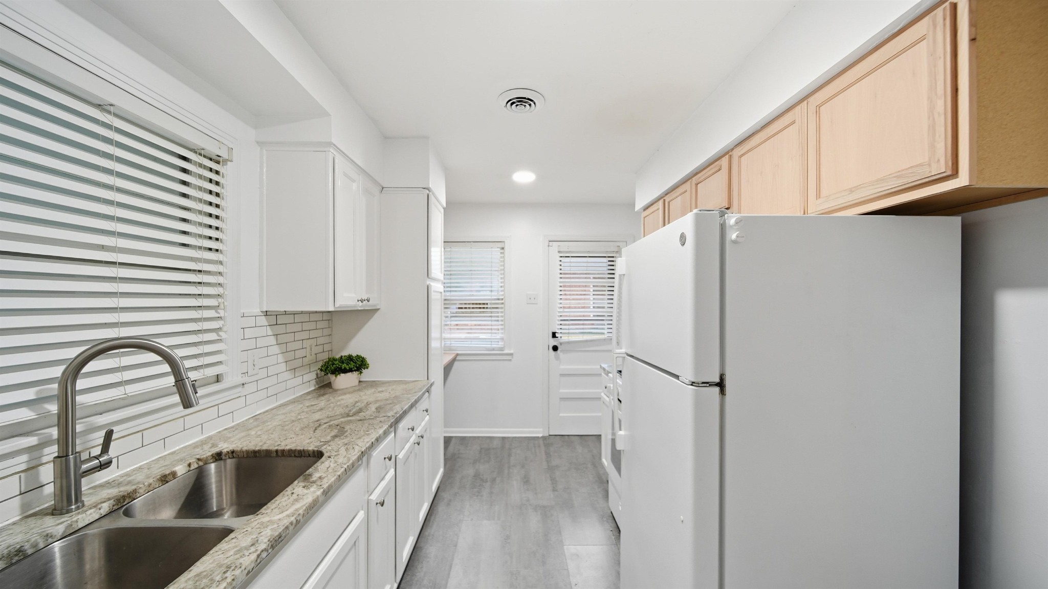 5126 Sea Isle Road Memphis, TN 38117 - Photo 17 of 36