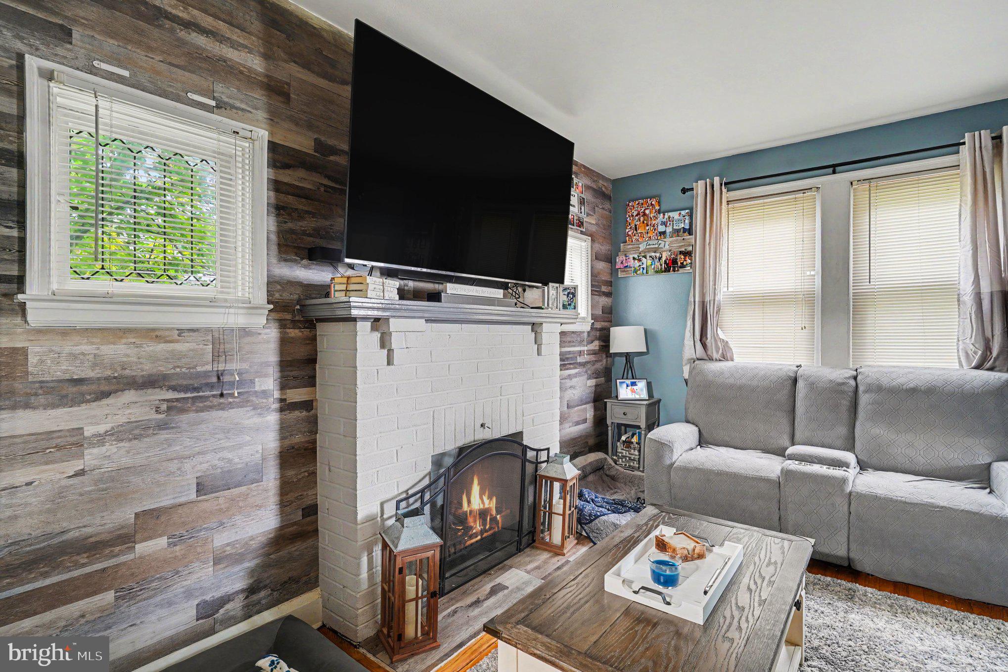 3017 Willoughby Road Baltimore, MD 21234 - Photo 3 of 27