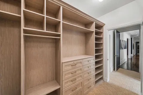$1,810,000 | 270 East Pearson Street, Unit 101, Chicago, IL 60611