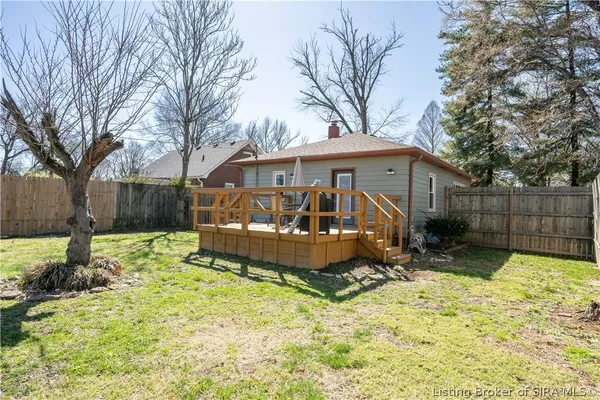 $199,500 | 5 Forest Drive, Jeffersonville, IN 47130