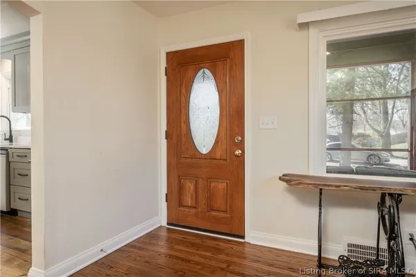 $199,500 | 5 Forest Drive, Jeffersonville, IN 47130