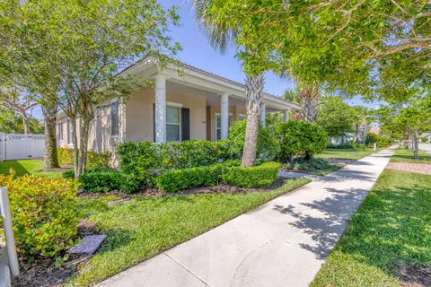 $999,000 | 1122 South Prescott Drive, Jupiter, FL 33458