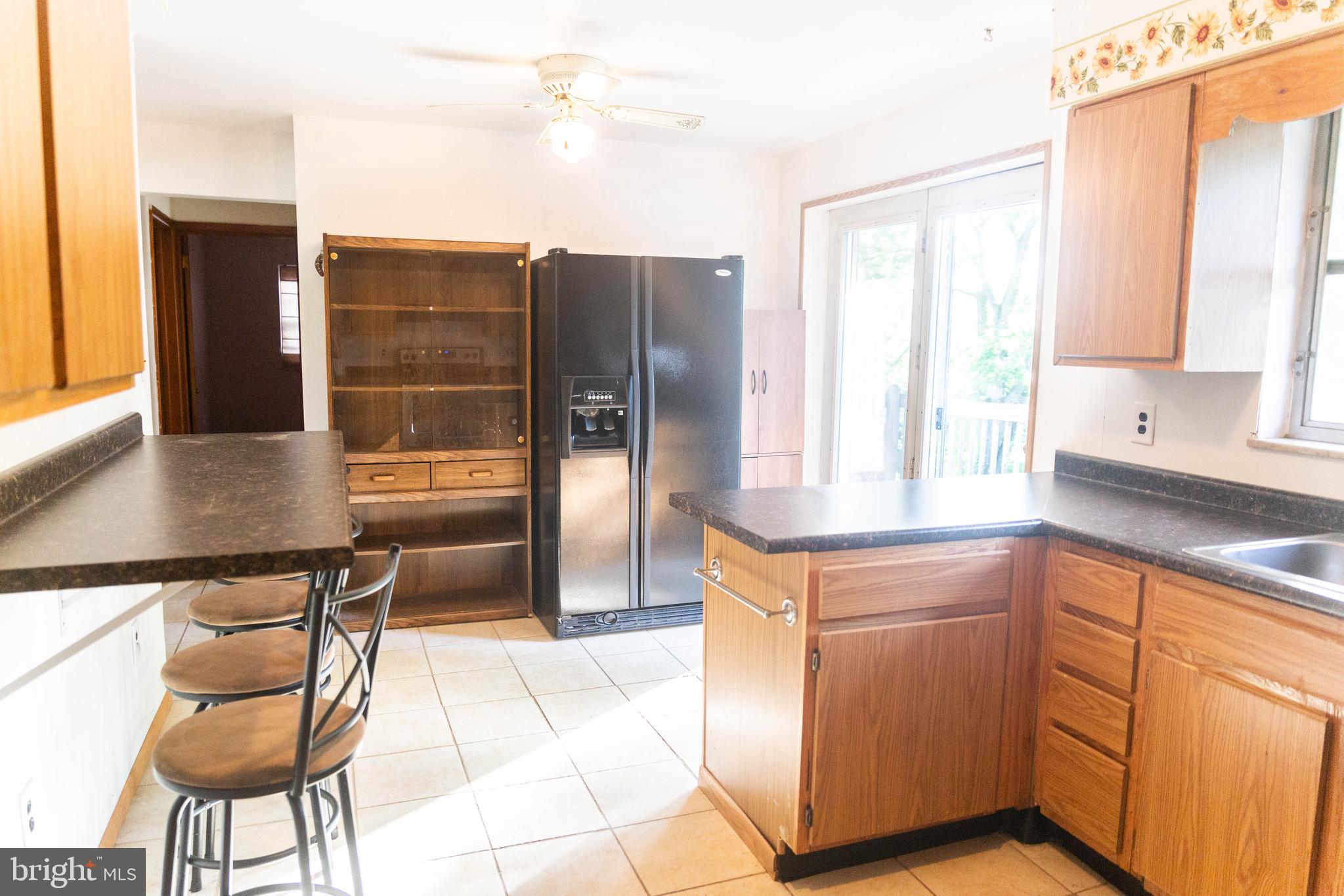 523 Walnut Road Harrisburg, PA 17113 - Photo 7 of 27