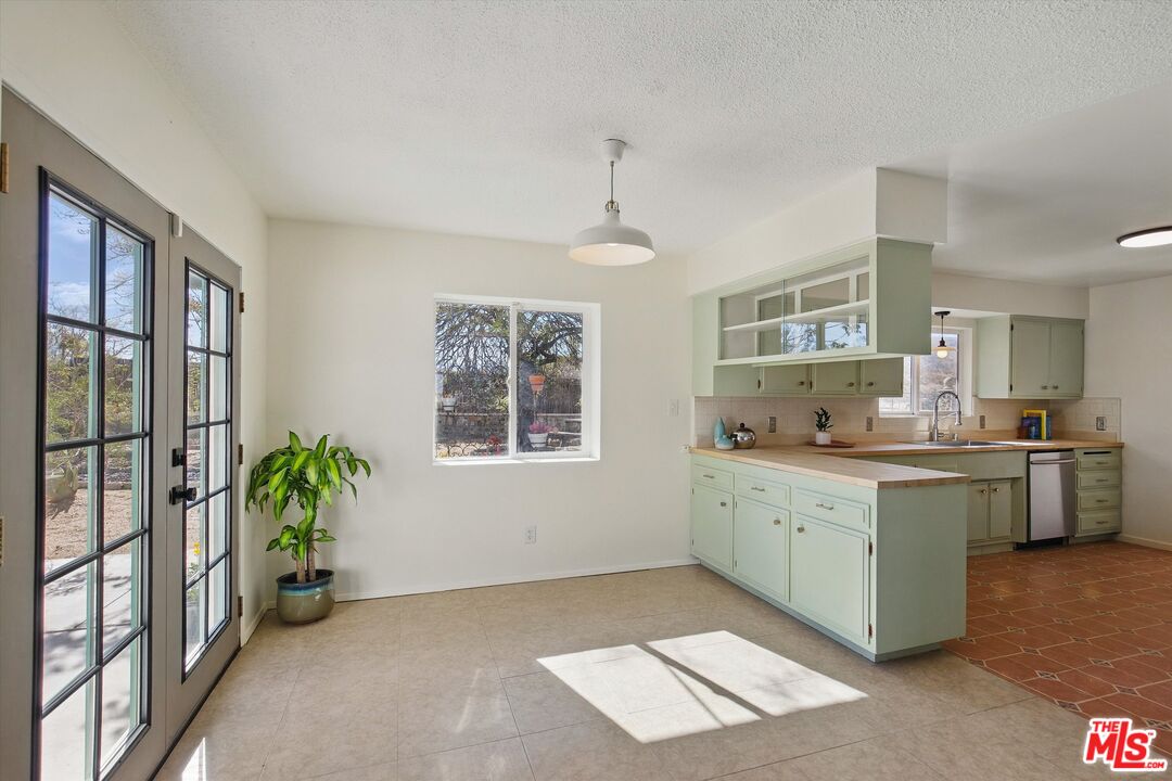 6391 Ruth Drive Yucca Valley, CA 92284 - Photo 15 of 56